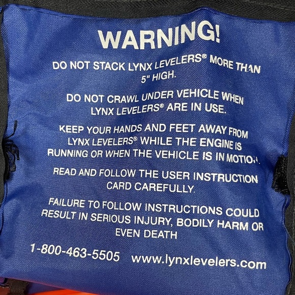 Curtis Trailers Lynx Leveler Blocks Mechanic Camping RV Trailer - Picture 3 of 5